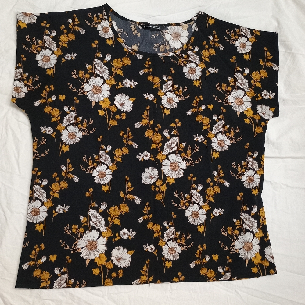 Floral Short-Sleeve Top in Black and Mustard - Women